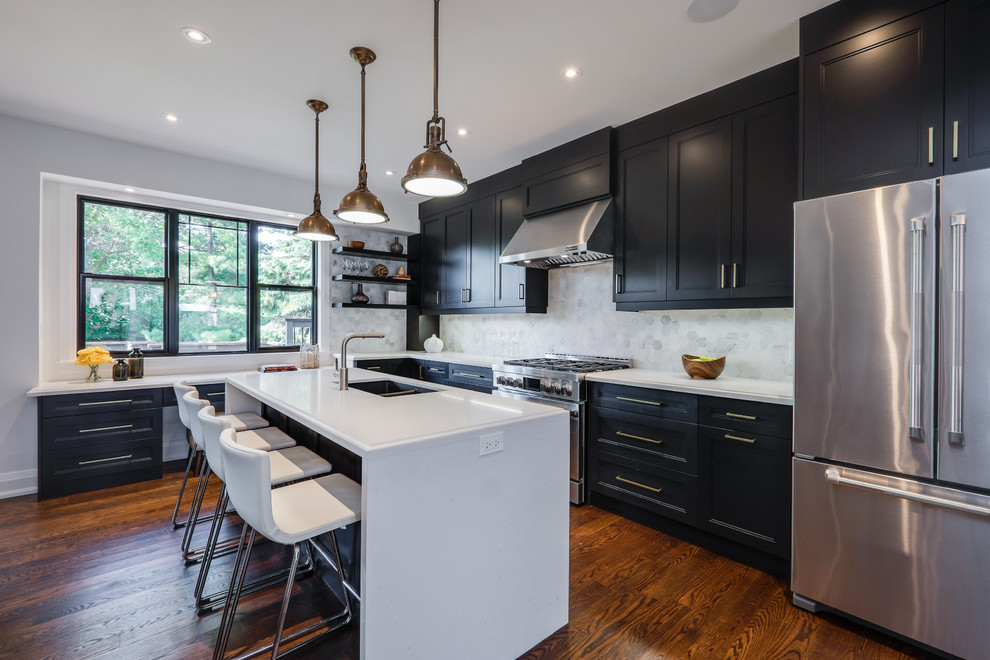 Home design - large transitional home design idea in Toronto