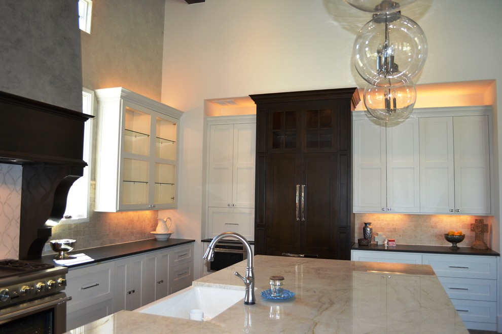 Example of a transitional kitchen design in Austin