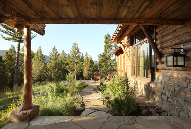 Moose Creek Lodge rustic-entrance