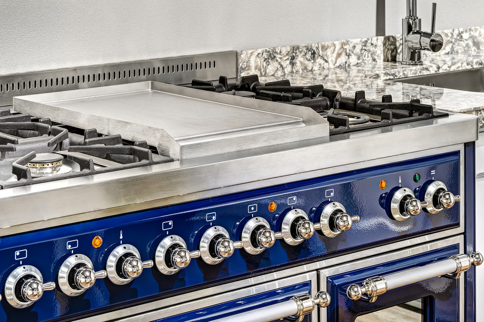 Белая кухня