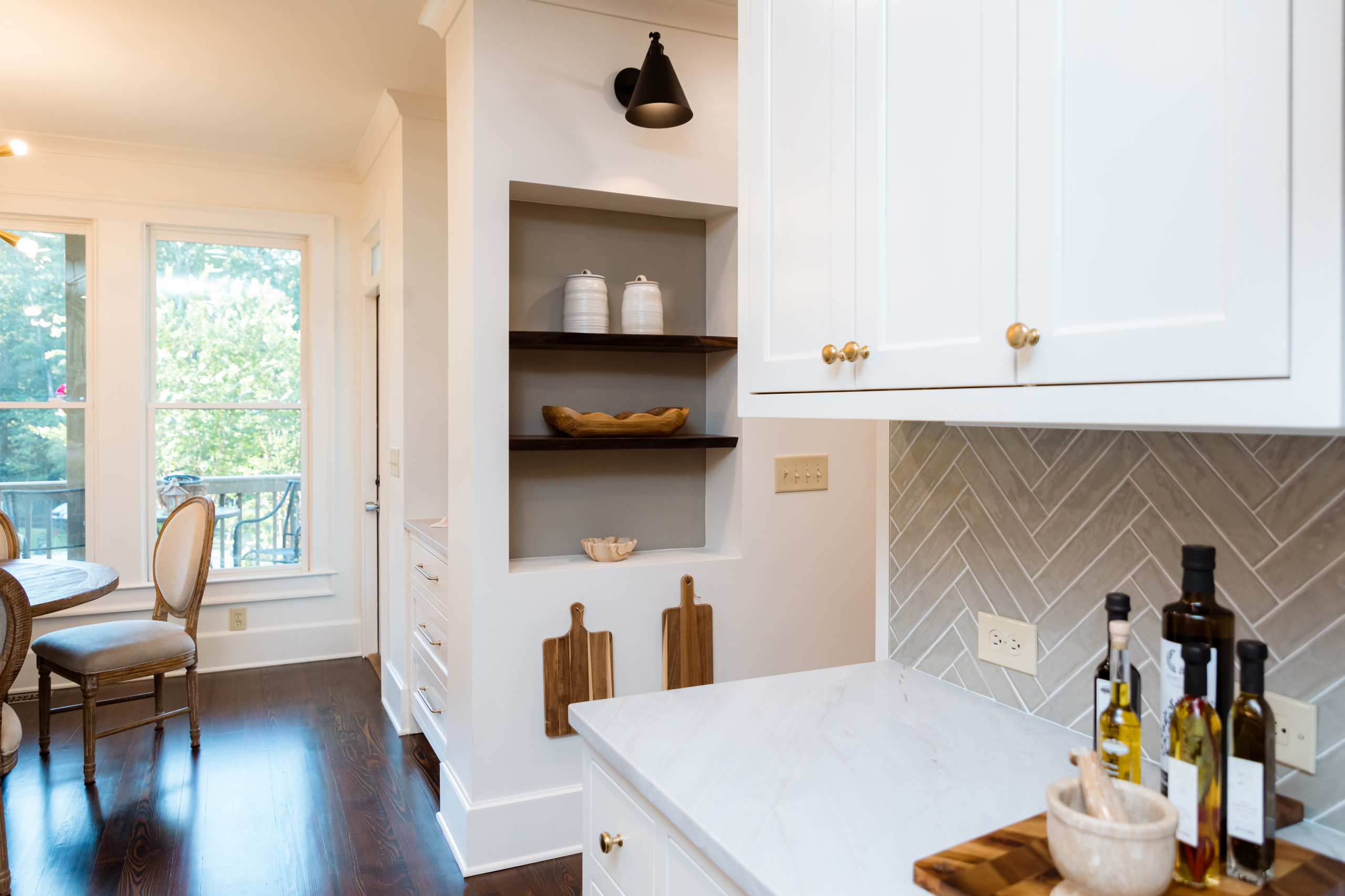 KENNESAW Modern Farmhouse