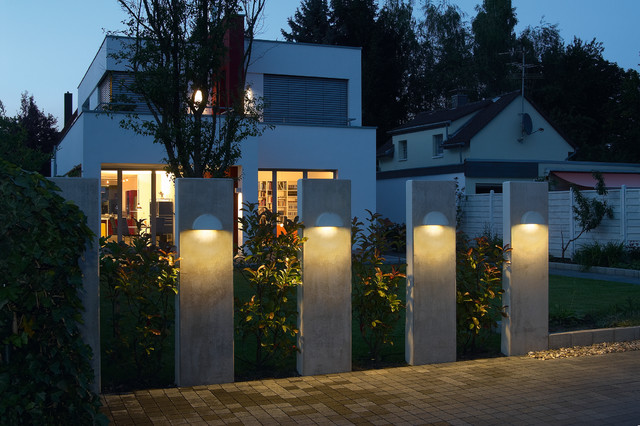 PEMA OUTDOOR WALL LIGHT modern-garden
