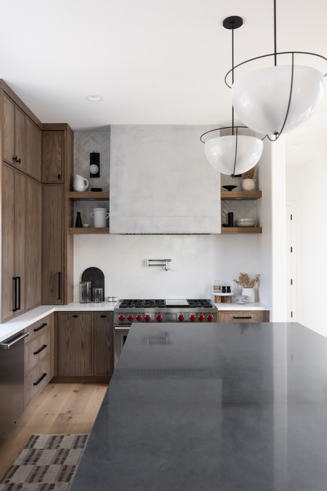 Minimalist kitchen photo in Phoenix