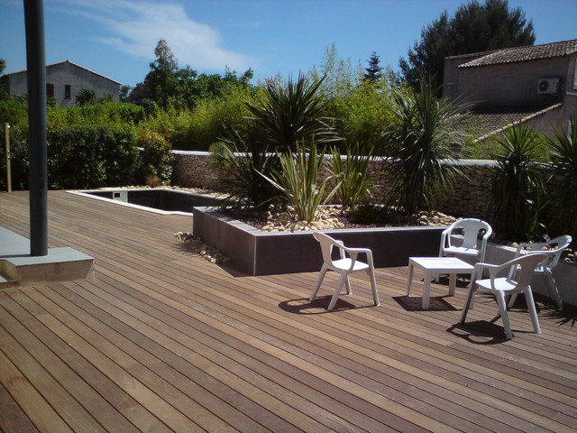 Am&eacute;nagement ext&eacute;rieur contemporary-deck