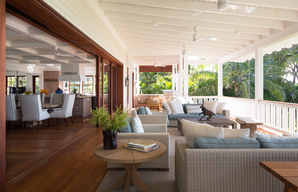 Design ideas for a tropical home design in Orange County.