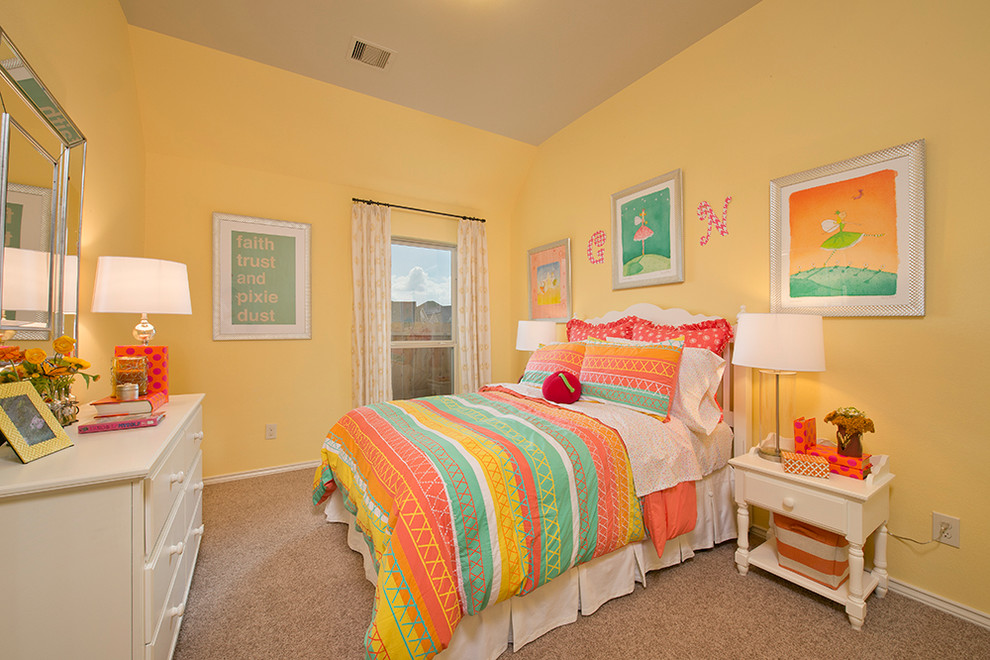 Design ideas for a traditional teen room for girls in Houston with yellow walls and carpet.