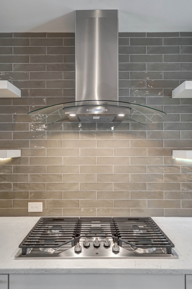Inspiration for a transitional home design remodel in Charlotte