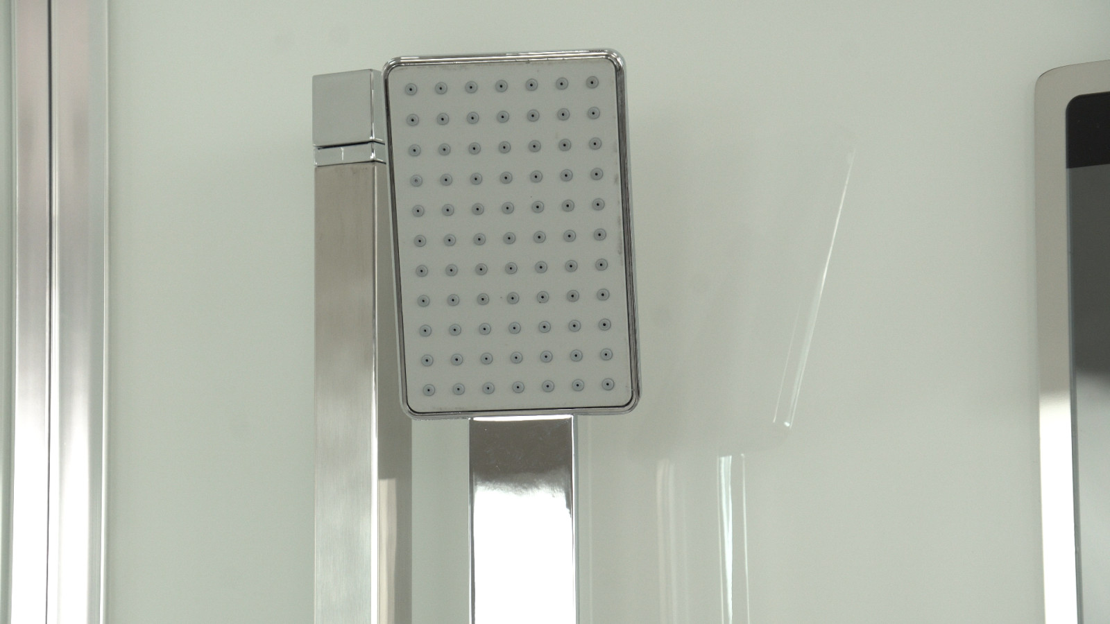 Душевая кабины ARMO в интерьере ванной комнаты