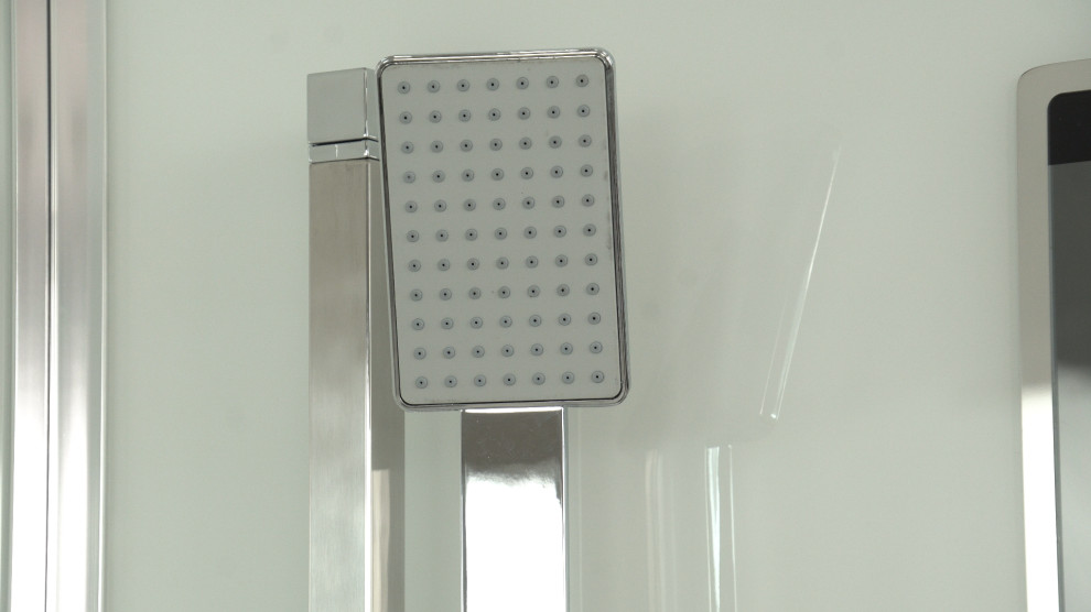 Душевая кабины ARMO в интерьере ванной комнаты