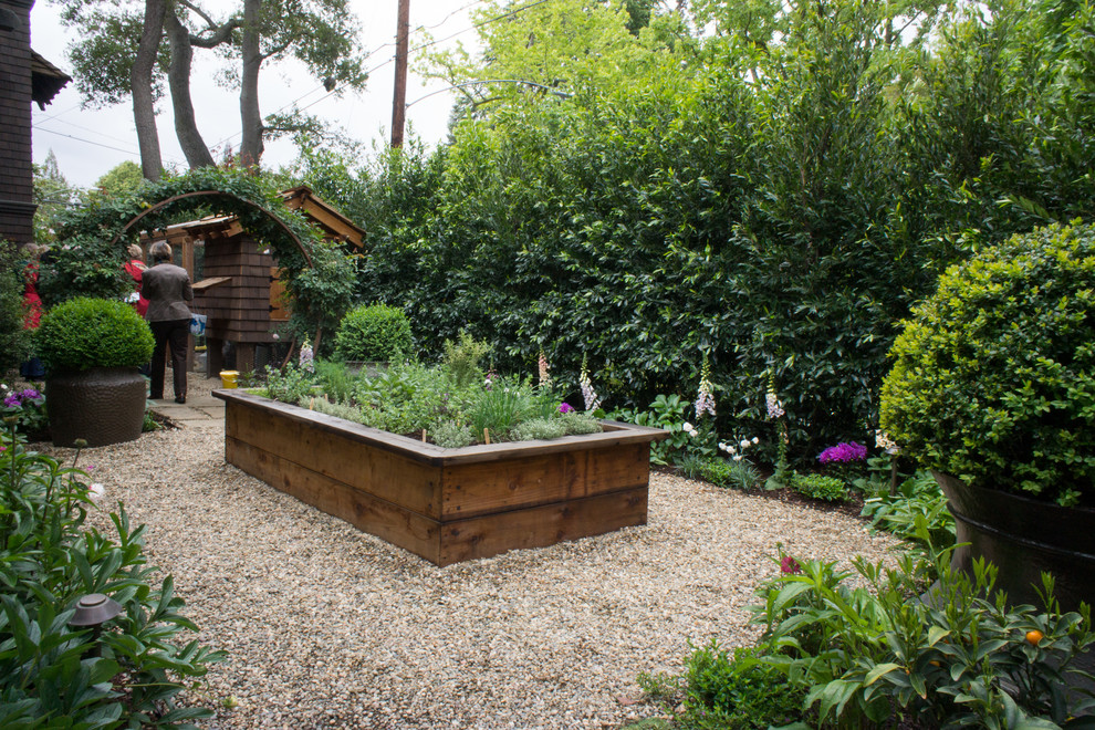 Design ideas for an arts and crafts garden in San Francisco.