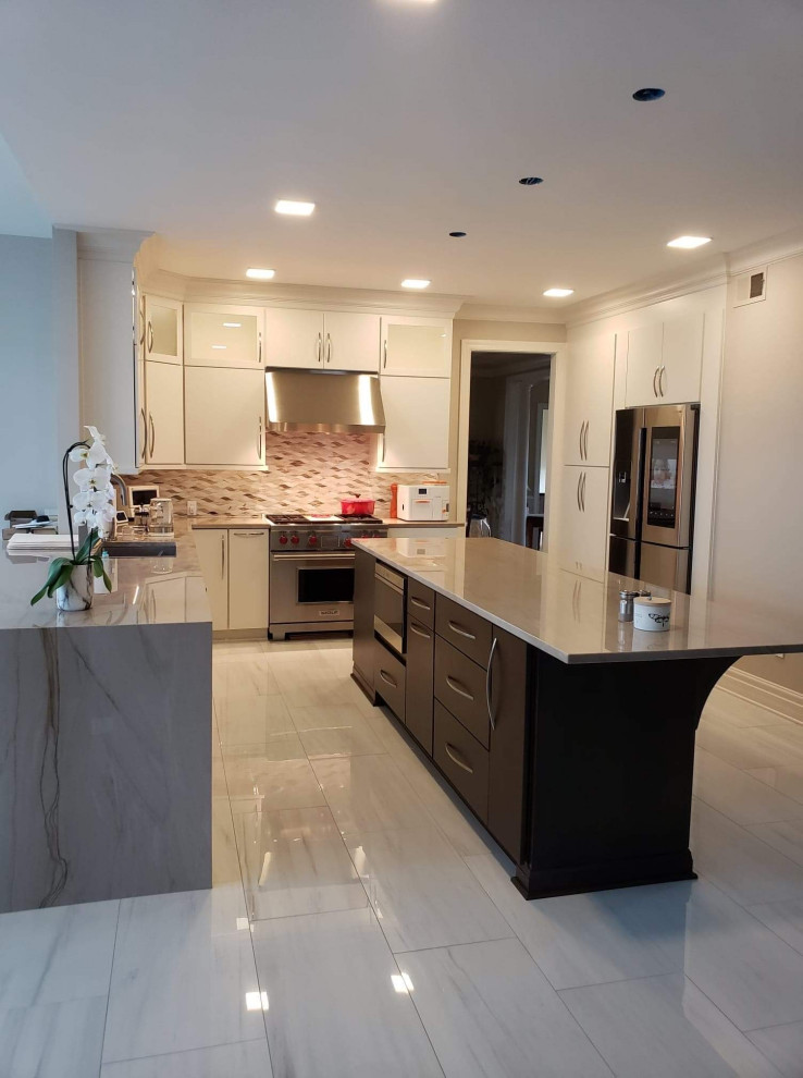 Sleek & Elegant Contemporary Kitchen