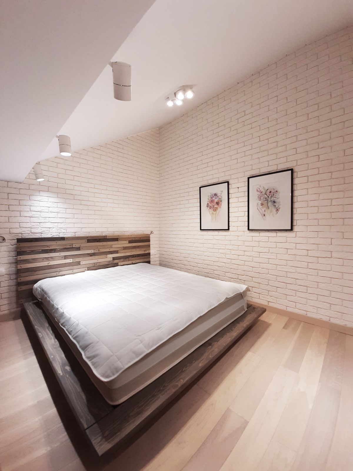 Таунхаус в современном стиле. Contemporary townhouse.