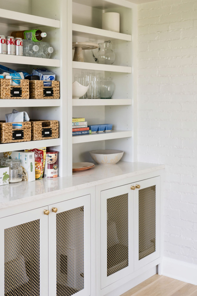 Transitional home design photo in Austin