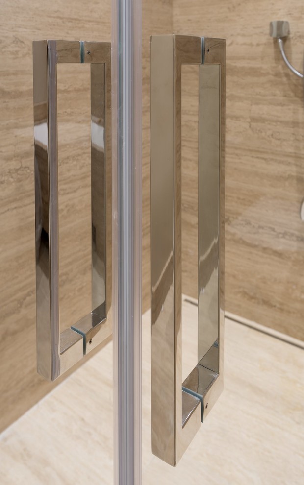 Стеклянная перегородка в душевую