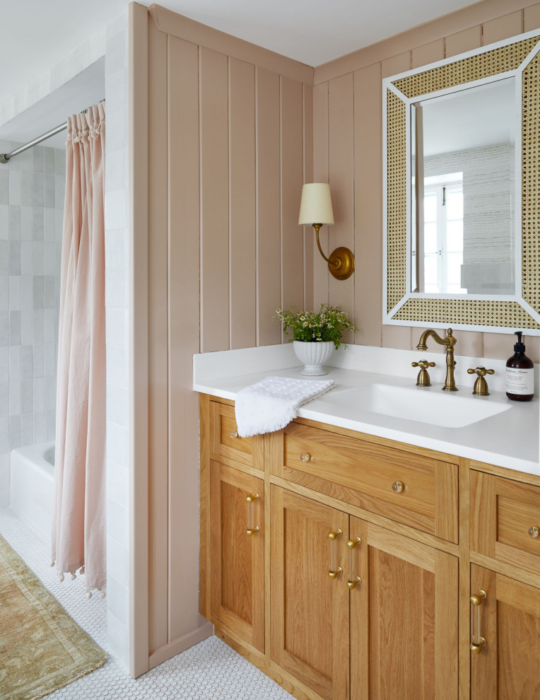 Design ideas for a traditional bathroom in Wilmington.