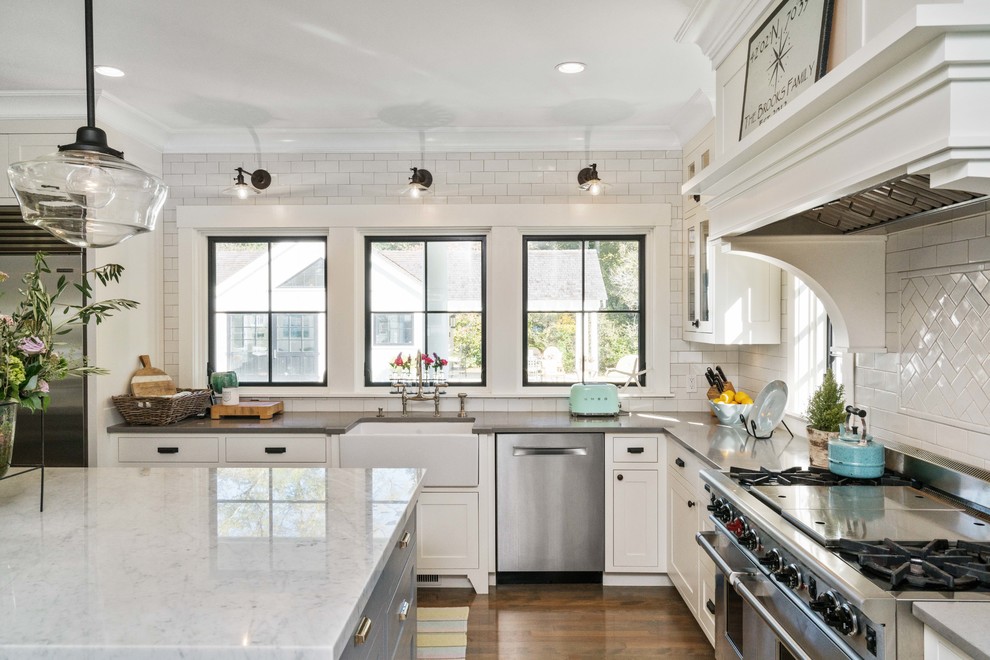 Inspiration for a transitional kitchen in Boston.
