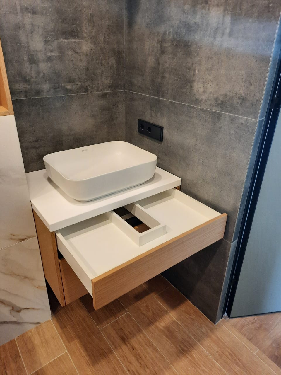 Мебель для СУ по индивидуальному проекту