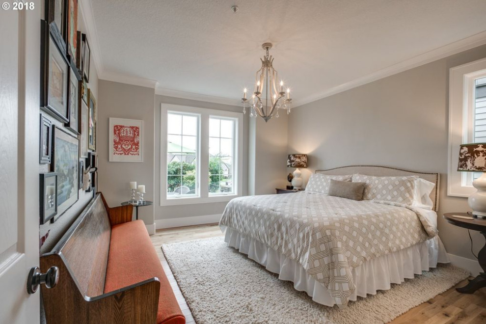 Bedroom - country bedroom idea