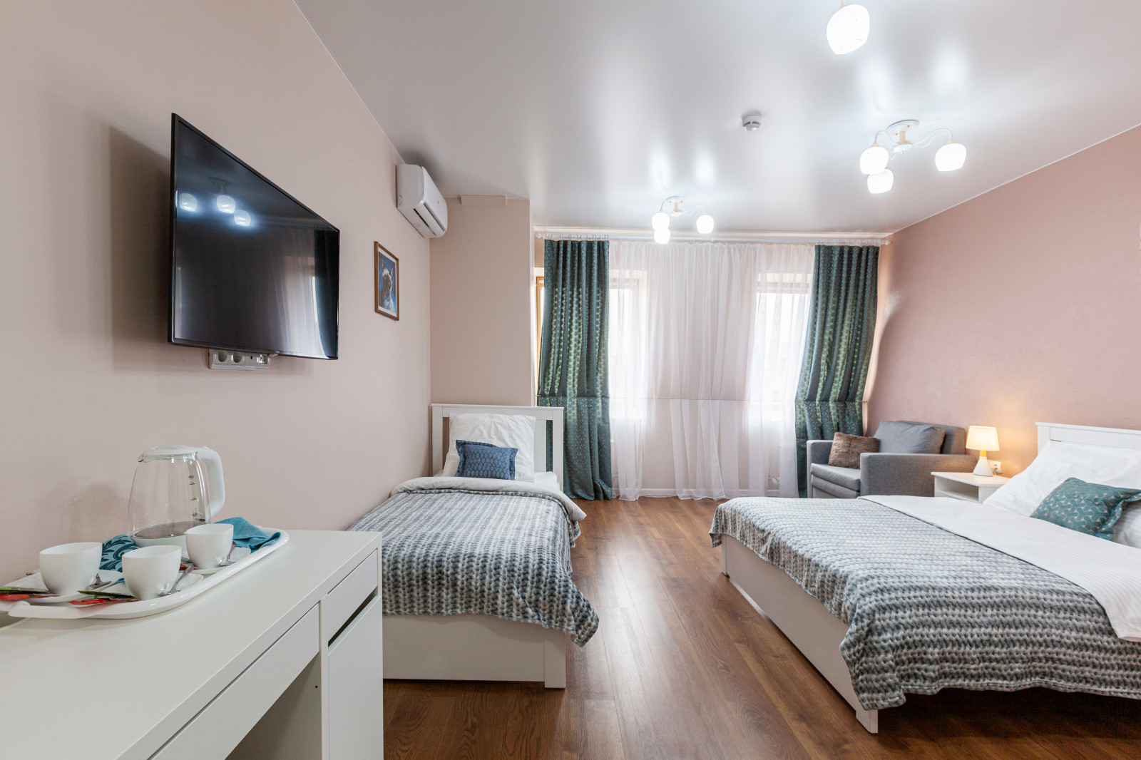 Апартаменты «Wood&Gold»