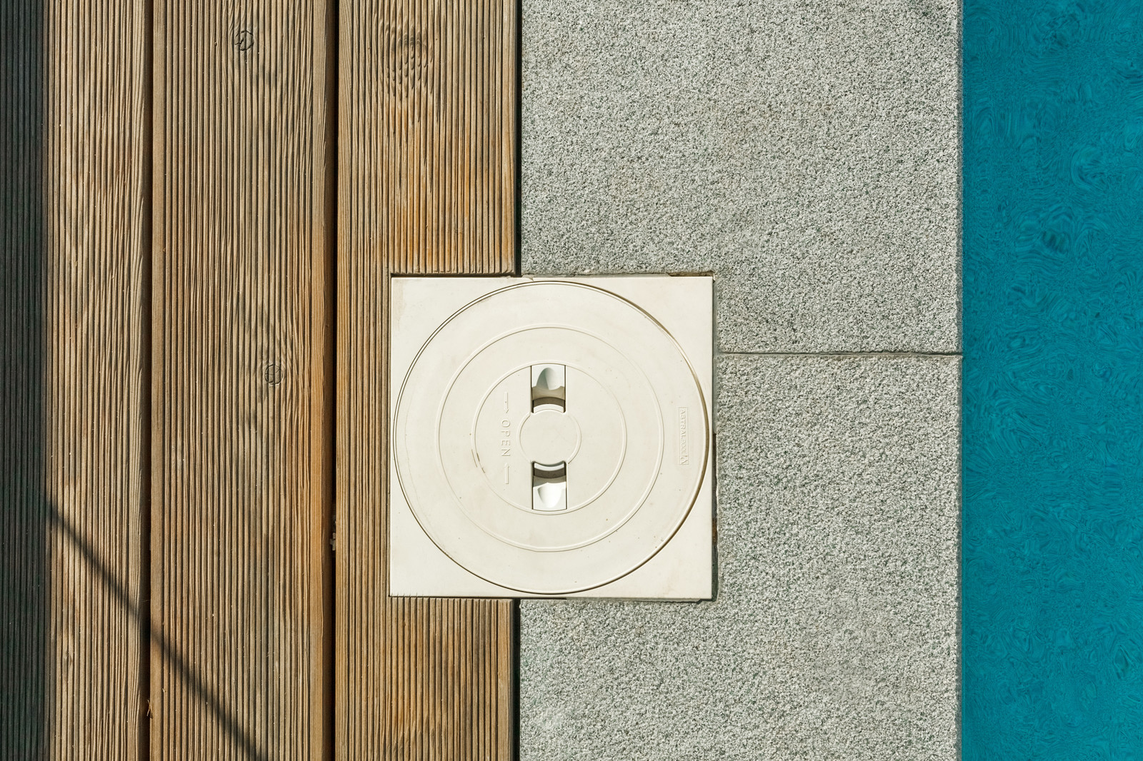 Дом на Онежской, терраса с бассейном на крыше