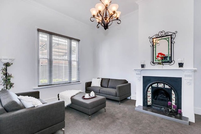 Kent contemporary-living-room