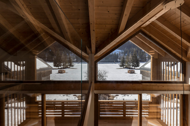 Casa CMP contemporary-deck