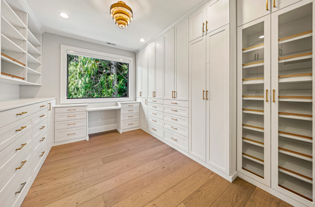 Modern Bellevue Custom moderne-opbevaring-og-garderobe