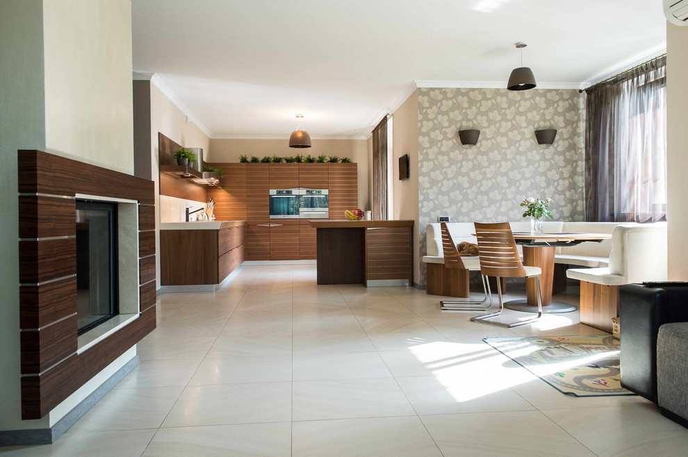 Открытое пространство кухни и гостиной