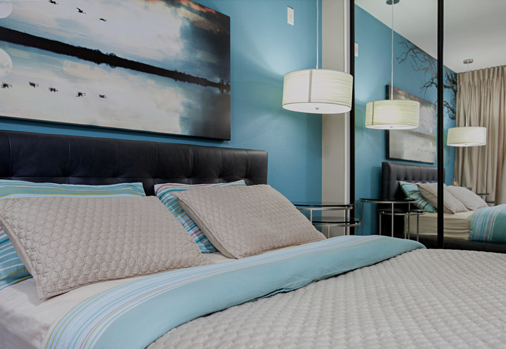 This is an example of a contemporary bedroom in Orange County.