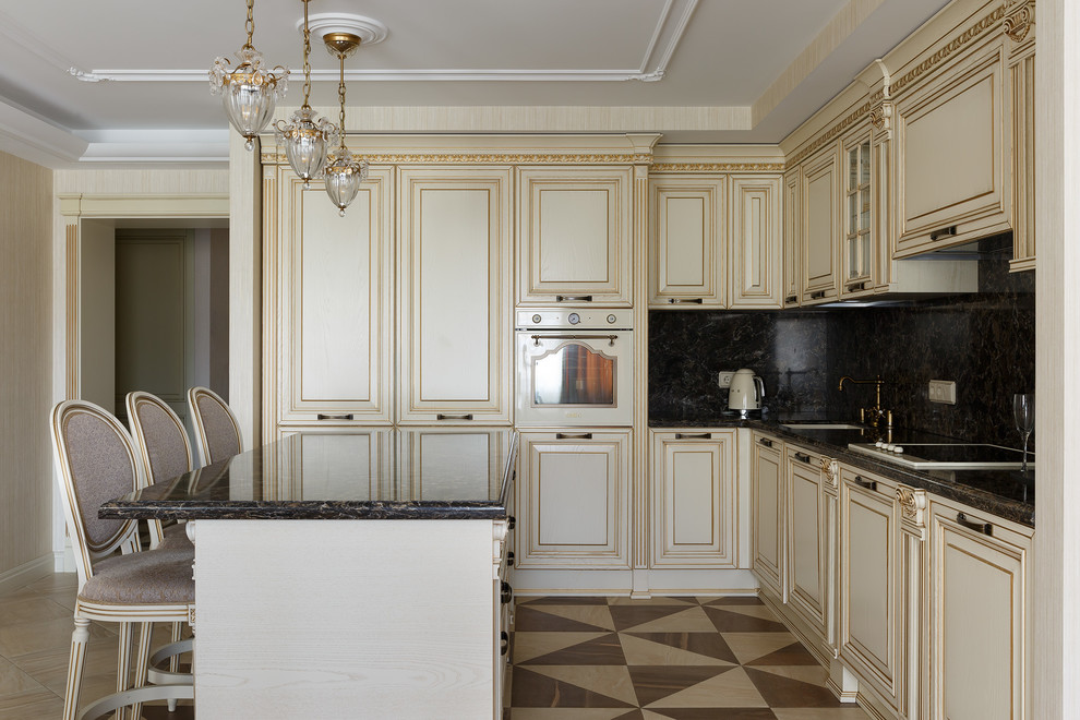 Квартира в Петродворце в классическом стиле - 124 м²