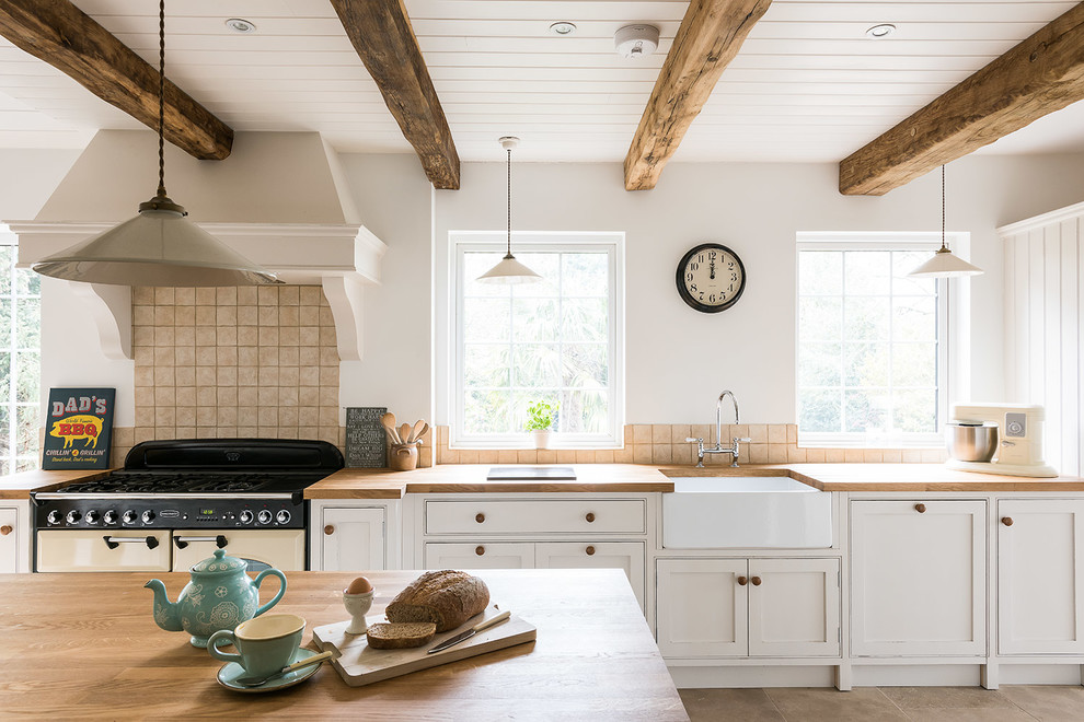 Inspiration for a timeless kitchen remodel in London