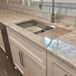 Scottsdale Traditional Kitchen, Taj Mahal Island - Traditional - Kitchen -  Phoenix - by Chisel Marble & Granite