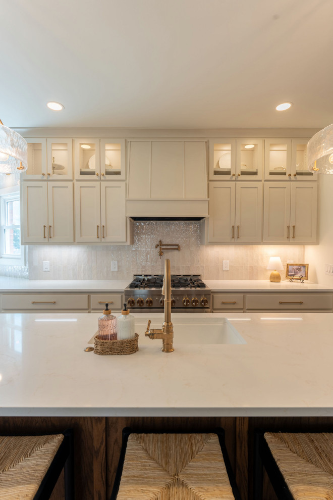 Contemporary Indian Lake Kitchen