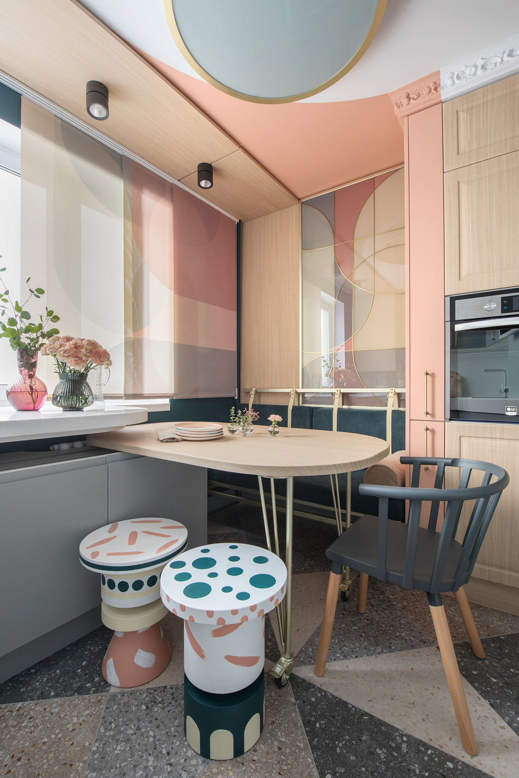 Кухня в бликах. Проект для квартирного вопроса