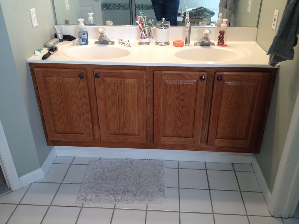 suggestions for double vanity between 2 walls