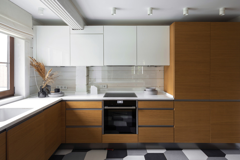 Design ideas for a medium sized scandi kitchen in Moscow.