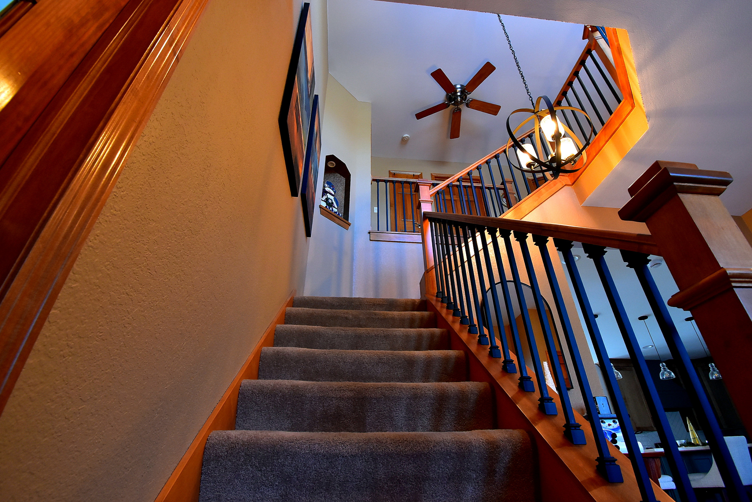 New Berlin Residence - Updated Handrail