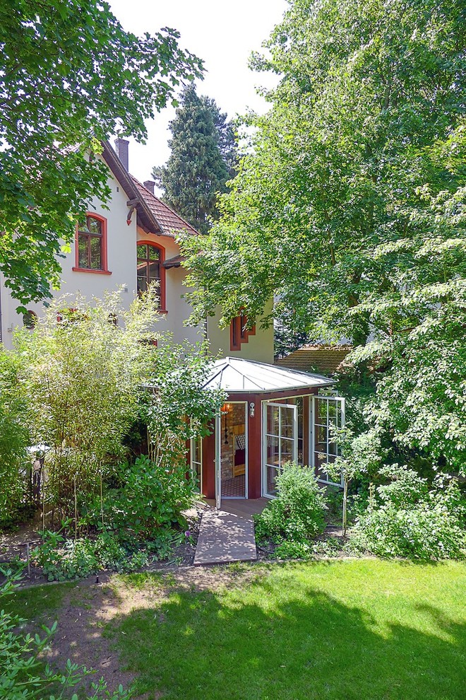 Freistehendes, Kleines Country Gartenhaus in Berlin