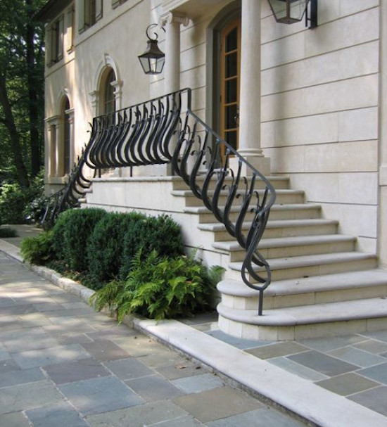 Design ideas for an expansive traditional entrance in Atlanta.