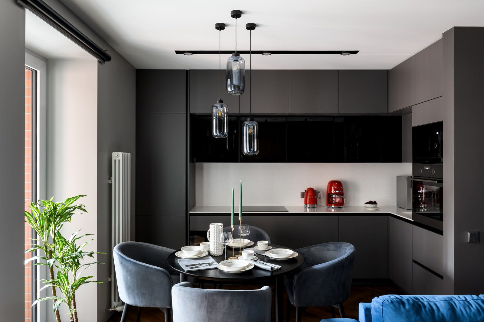 Трехкомнатная квартира с санузлом при спальне