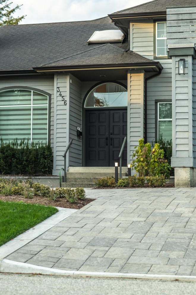 Inspiration for a transitional home design remodel in Vancouver