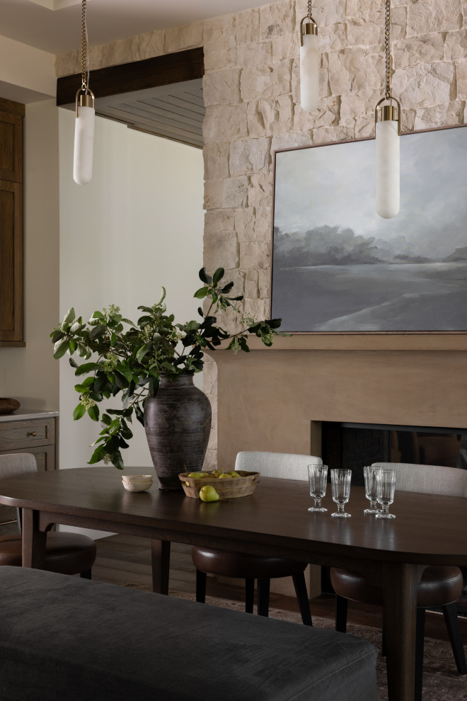 Inspiration for a transitional dining room remodel in Orlando
