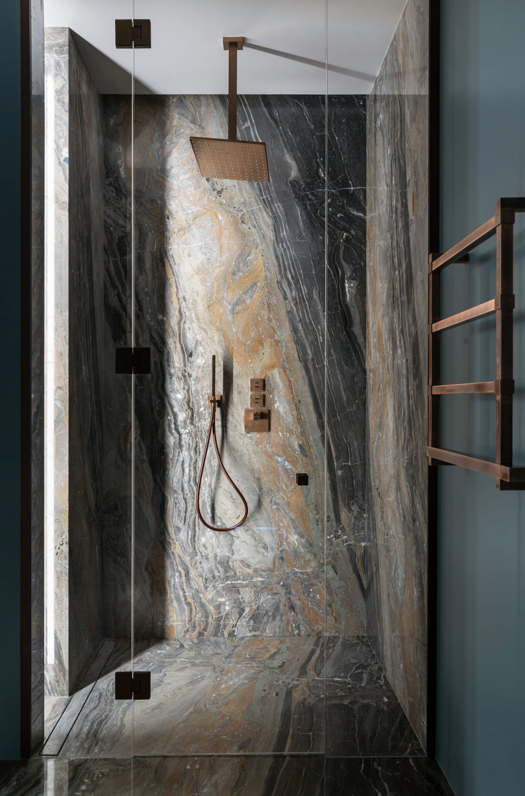 Душевая кабина/ванная комната