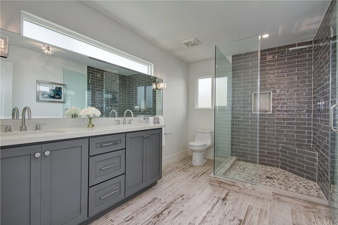 Transitional bathroom photo in Orange County