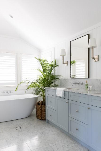 Newport Residence coastal-bathroom