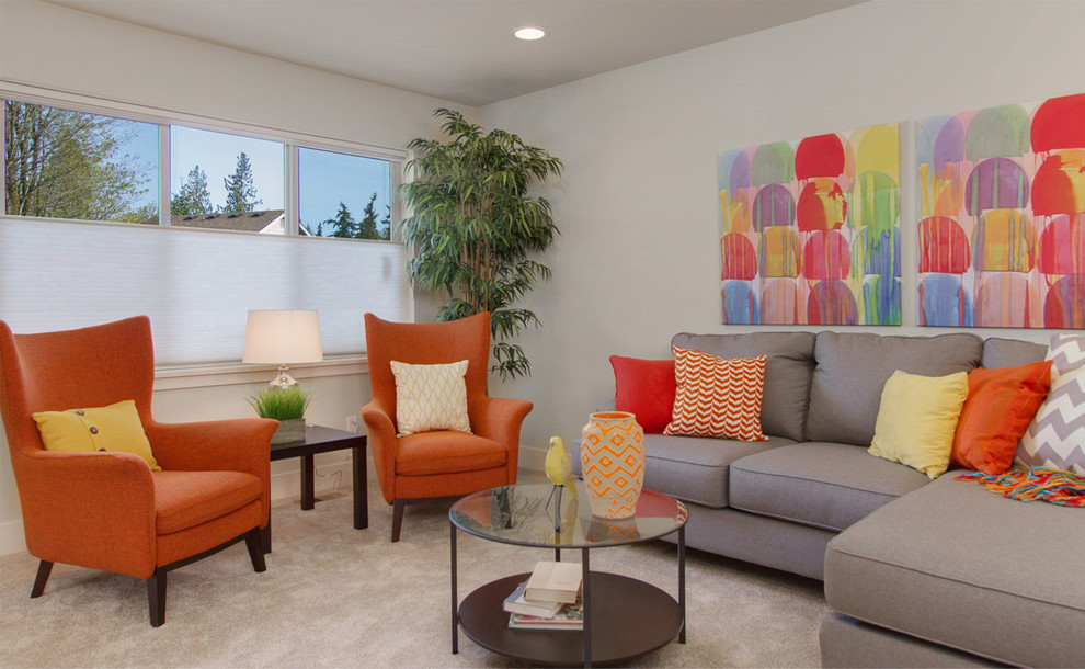 This is an example of a modern family room in Seattle.