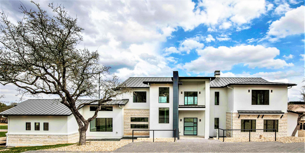 Westlake Modern