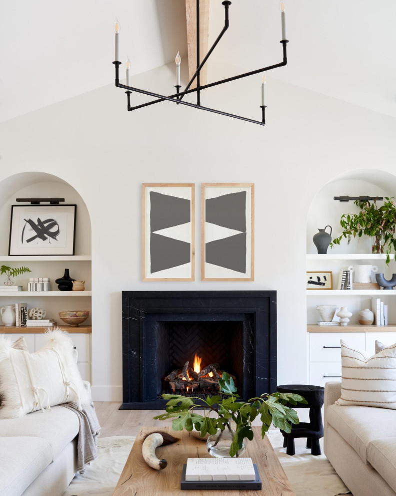 Transitional home design photo in Phoenix