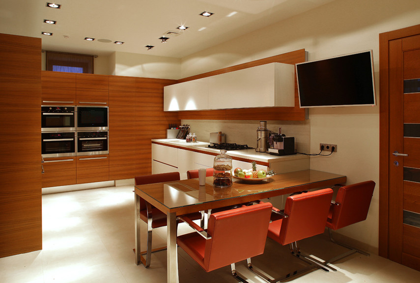 Коттедж "Яхта на причале". 1 этаж. Кухня