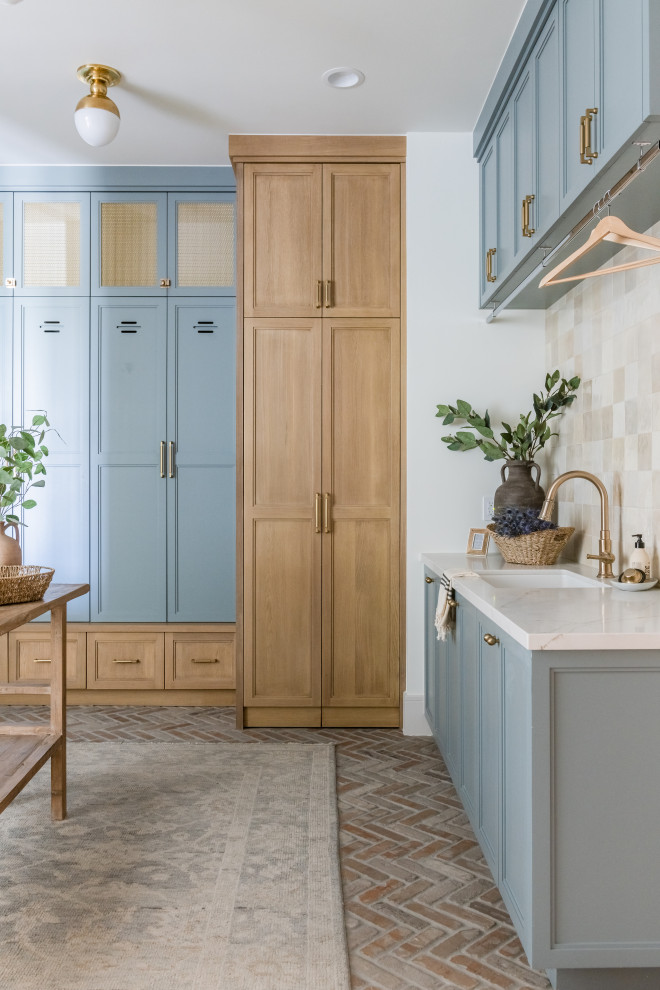 Example of a minimalist laundry room design in Salt Lake City